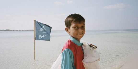 Adidas a Parley proti plastům v oceánu &#8211; pomoz svými kilometry i ty
