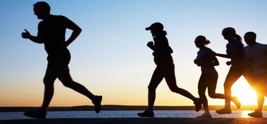 Jak běhat bezpečně, když na běžecké trasy padne tma – PRŮZKUM PARKŮ – PRAHA