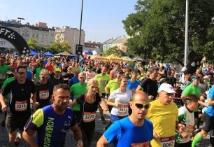 CRAFT RunFest Ostrava 2016, nejen běžecký festival, se vydařil. Maratonskou trať ovládl Etiopan Kekeba, z našich běžců nejrychleji Hurtík a Pastorová.