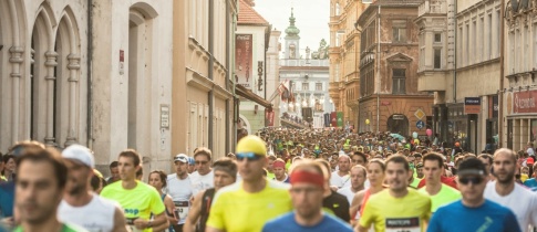 Mattoni 1/2maraton České Budějovice 2017: Křivolaké středověké uličky opět očarují běžce, na start se postaví i běžecká světová hvězda