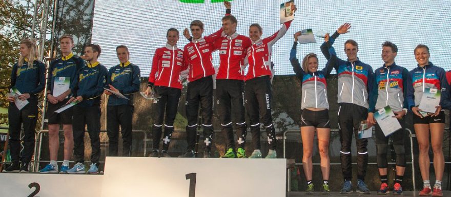 Česká sprintová štafeta dobyla na Petříně stupně vítězů