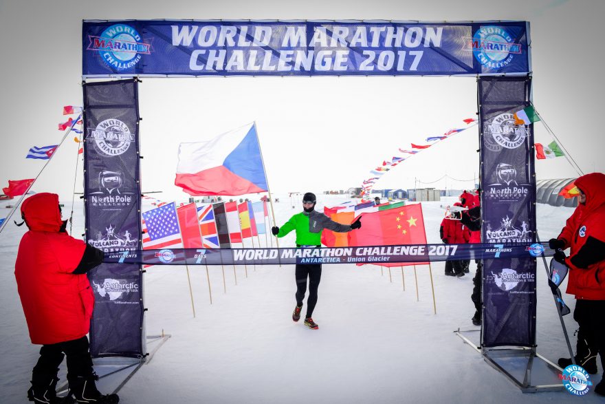 Úvodní maraton proběhl na Antarktidě
