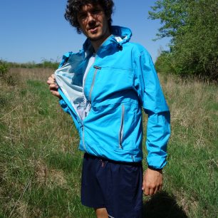 RECENZE: Bunda Faramugo Perak 2,5L - kvalitní běžecká bunda od českého výrobce