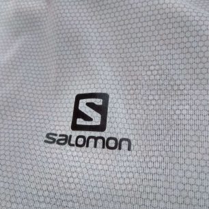 Bunda Salomon Bonatti Race WP detail logo