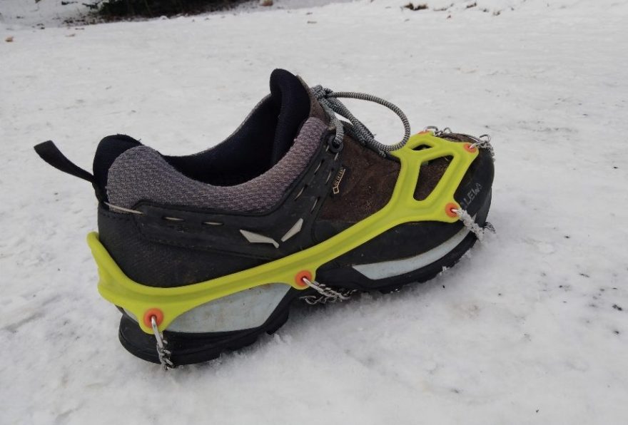 Nesmeky CAMP Ice Master Run lze použít i na lehkou trekovou obuv při zimní turistice