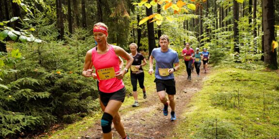 Inov8 Kros Bučiny &#8211; svižné traily kousek za Prahou. Již tuto neděli.