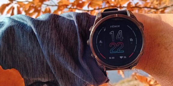 Recenze: Garmin Fénix 8 – král je (skoro) mrtev, až žije král